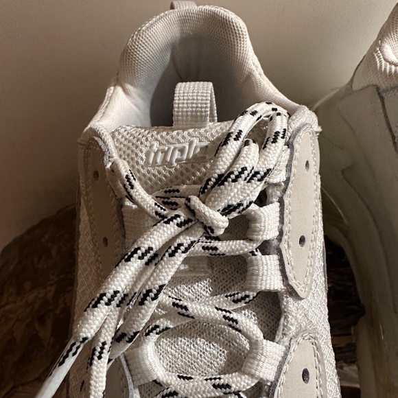Balenciaga Triple S Sneakers - Picture 4 of 6